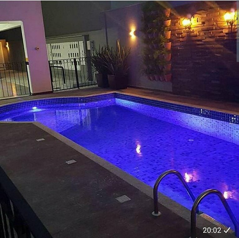 VAR-205B Hermoso y  amplio Departamento con piscina