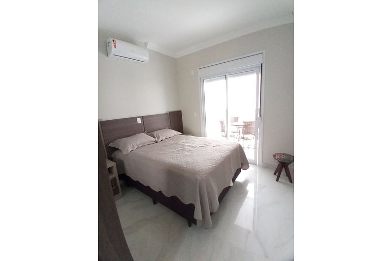 INF 102B Belo apto a apenas 50m do mar de Mariscal