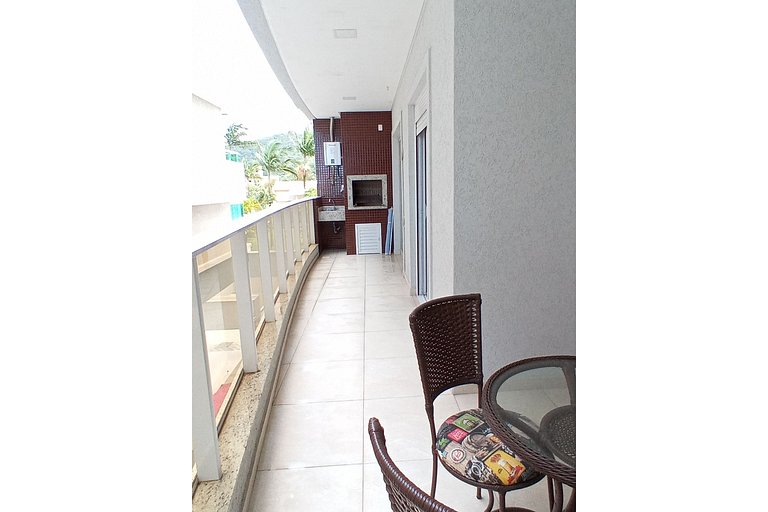 INF 102B Belo apto a apenas 50m do mar de Mariscal