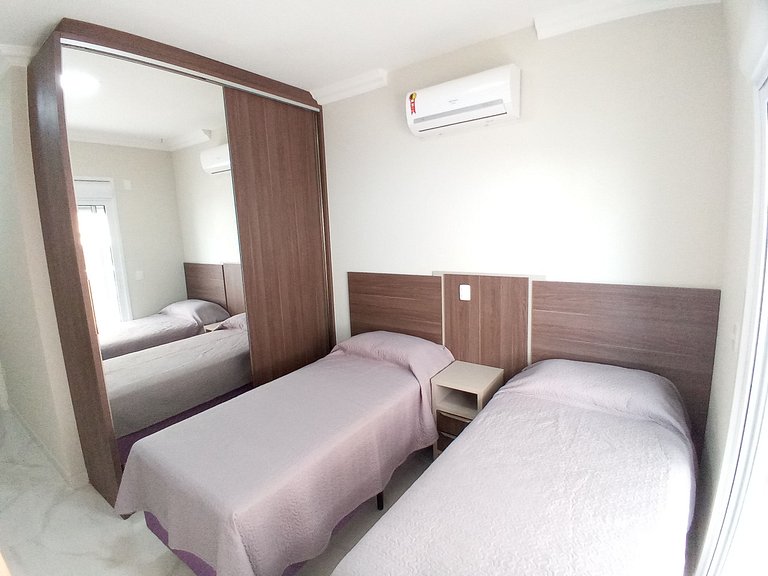 INF 102B Belo apto a apenas 50m do mar de Mariscal