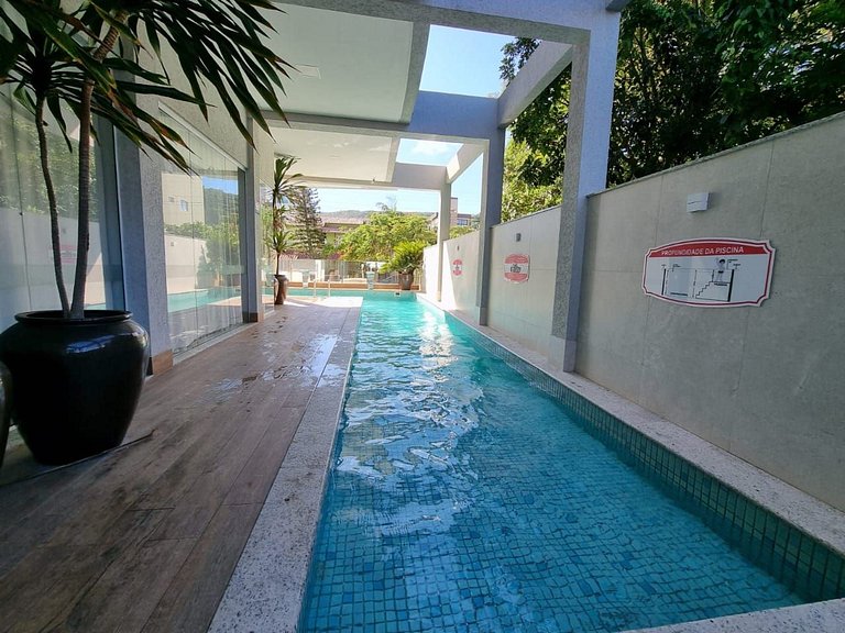 INF 102B Belo apto a apenas 50m do mar de Mariscal