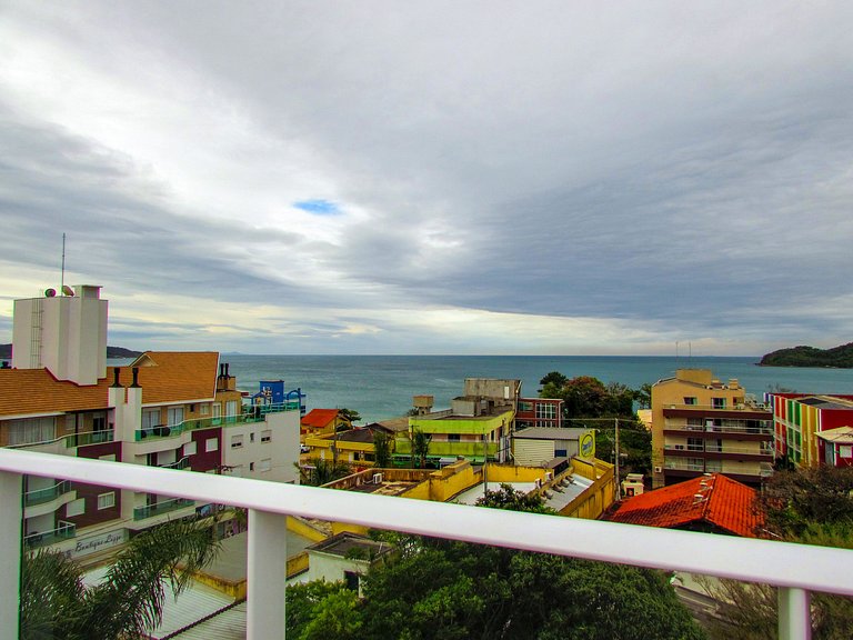 VDC-225 Moderno apartamento estúdio a poucos metros do mar d