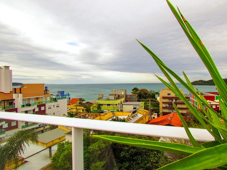 VDC-225 Moderno apartamento estúdio a poucos metros do mar d