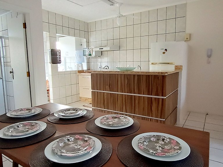 ROS-301 Confortável Apto 2q 190m da Av.Ppal Bombas