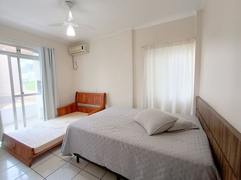 ROS-301 Confortável Apto 2q 190m da Av.Ppal Bombas