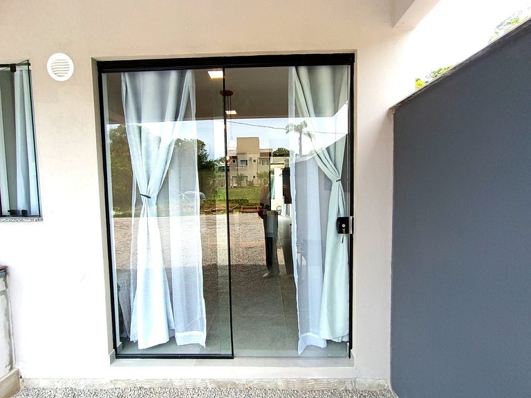 RJ164-02 Lindo Apto com Piscina e vista ao morro