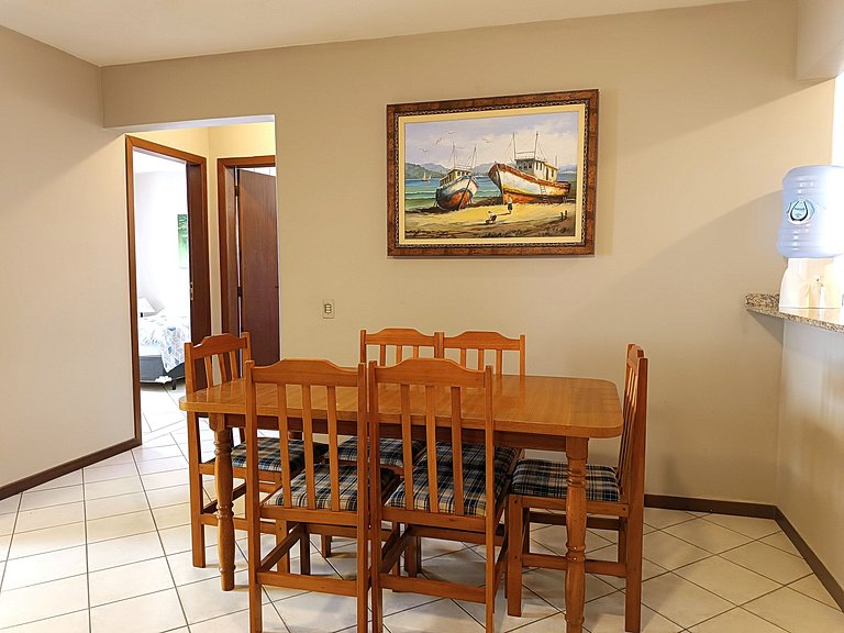 CDB-206 Apto à 100m do mar de Bombas