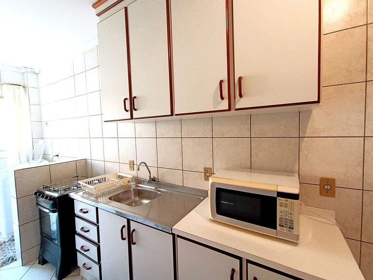 CDB-206 Apto à 100m do mar de Bombas