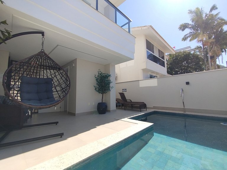 AR-302 Apto de 3 quartos a 150 metros da praia