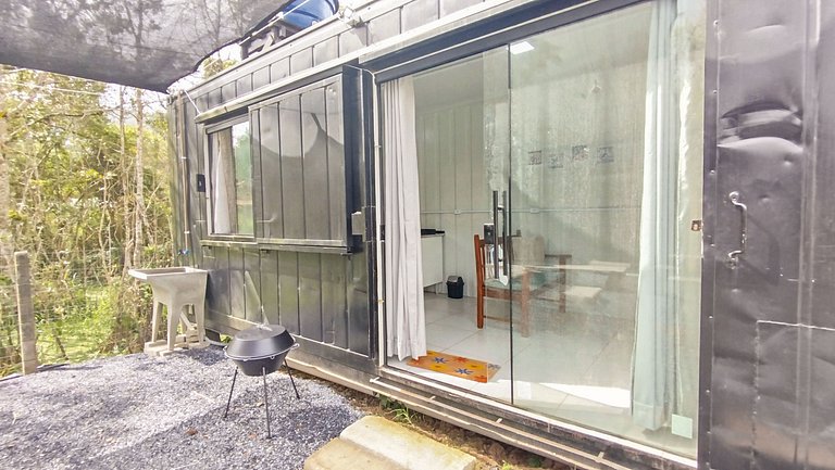 RJ408-01 Container a 650m da Praia de Mariscal