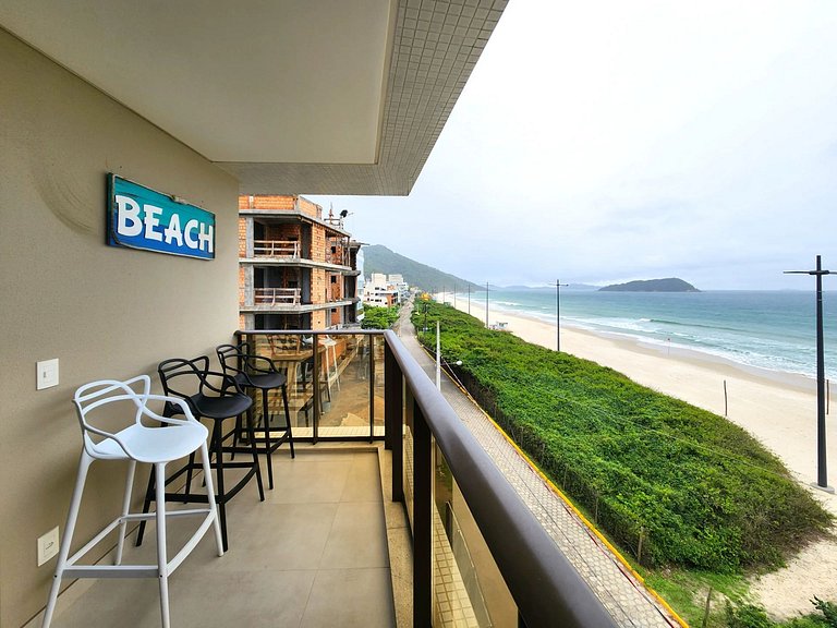 MDM-301 Apto Moderno em frente à praia de Palmas