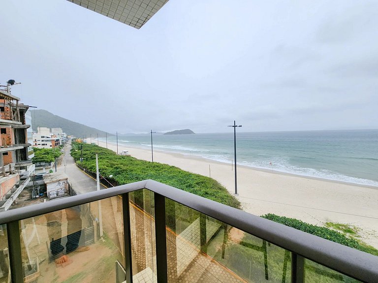 MDM-301 Apto Moderno em frente à praia de Palmas