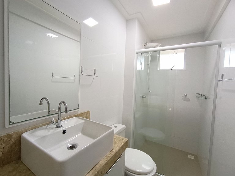 VAR-205B Hermoso y  amplio Departamento con piscina