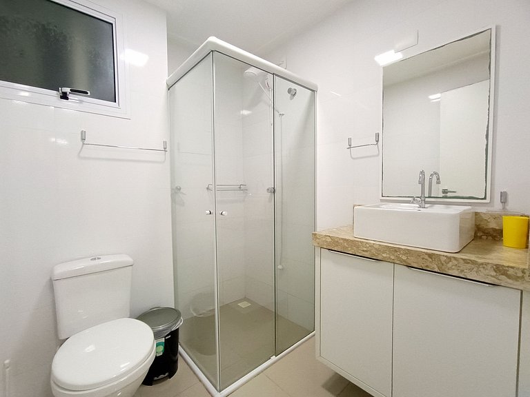 VAR-205B Hermoso y  amplio Departamento con piscina