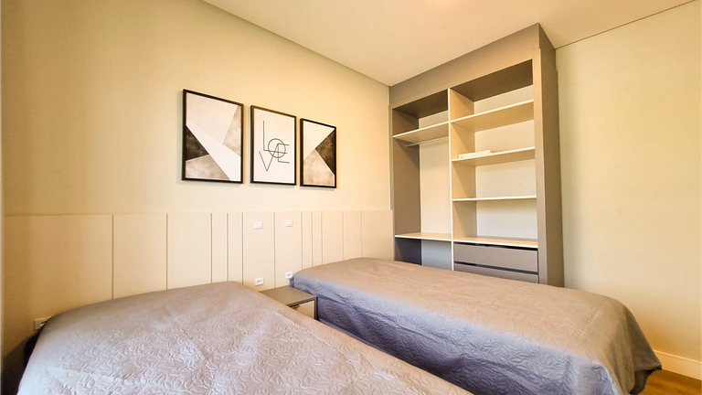 LM-306 Dpto con vista al mar de Bombas