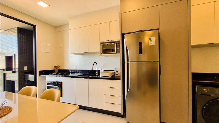 LM-306 Dpto con vista al mar de Bombas