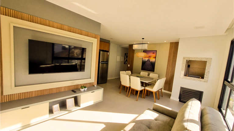 MR-301 Apartamento amplo no centro de Bombinhas