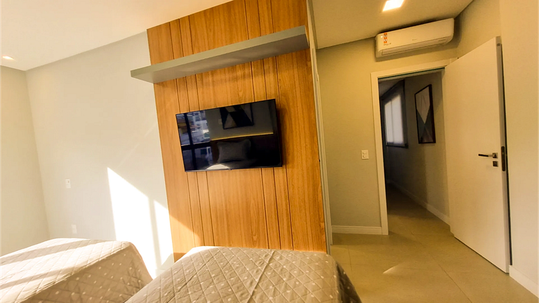 MR-301 Apartamento amplo no centro de Bombinhas