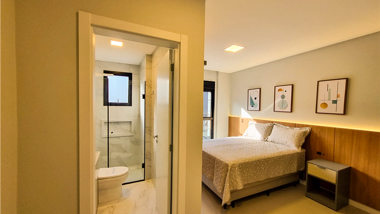 MR-301 Amplo apto no centro de Bombinhas