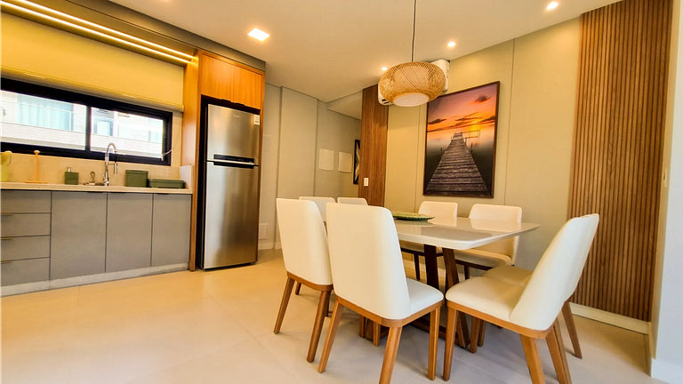 MR-301 Apartamento amplo no centro de Bombinhas