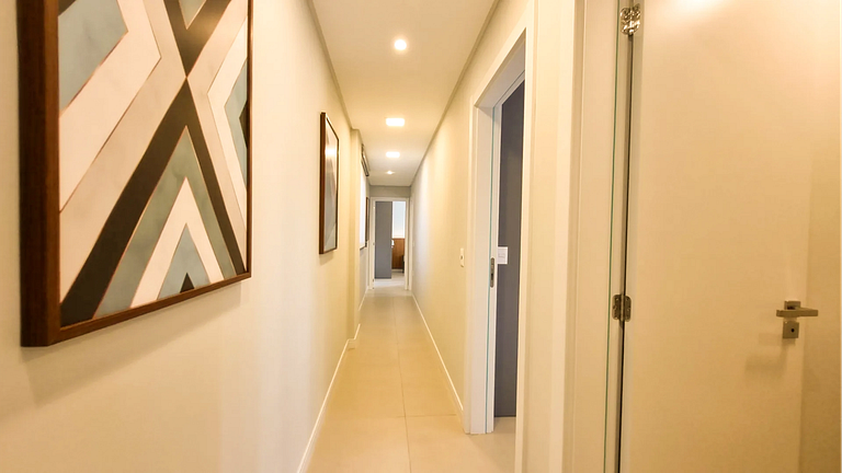 ML-301 Apartamento amplo no centro de Bombinhas