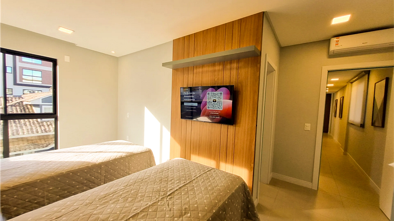 ML-301 Apartamento amplo no centro de Bombinhas