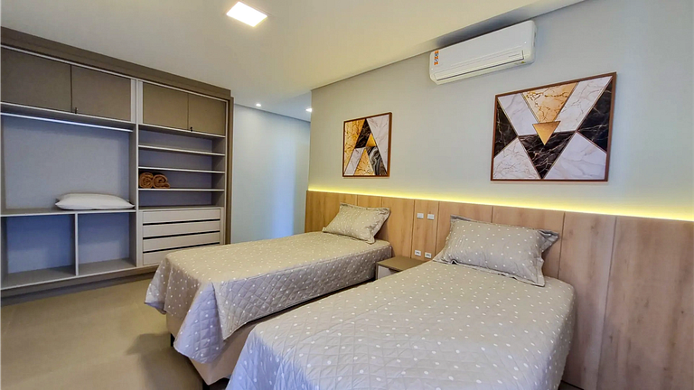 ML-302 Excepcional apartamento 80 mtrs da praia