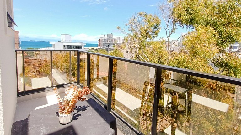 MON 203 Maravilhoso duplex em Canto Grande