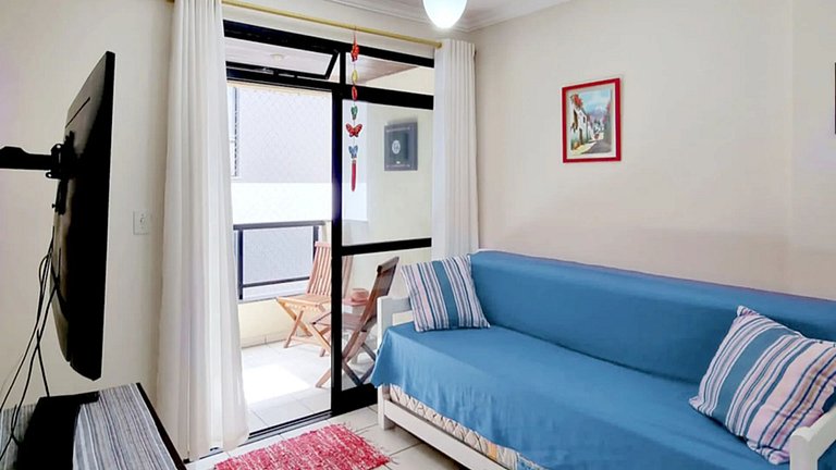 AM-303 Apto a 50m do mar no centro de Bombinhas