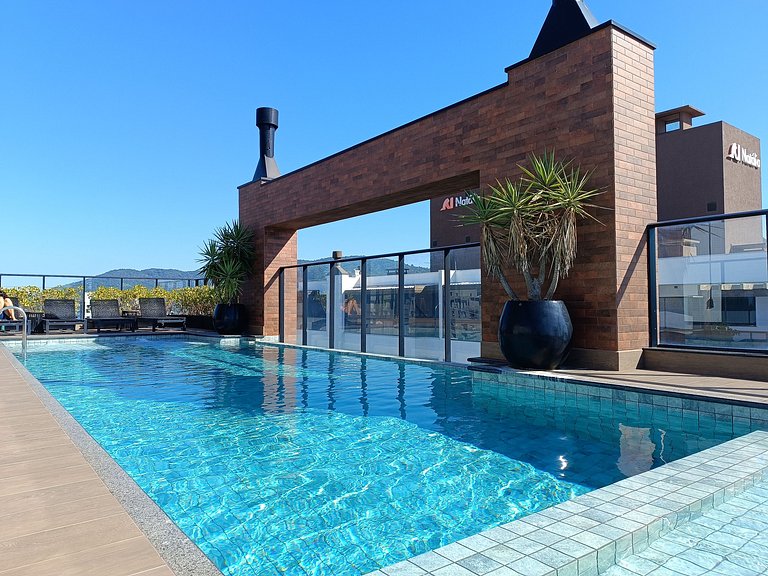 Estúdio incrível a180m da praia, piscina temperada